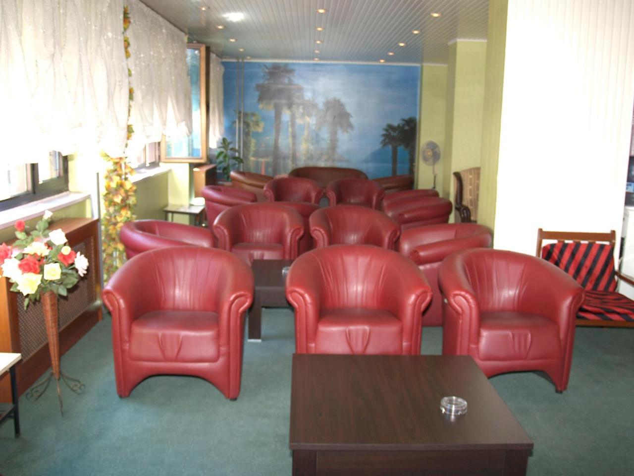 קוניה Hotel Cesme מראה חיצוני תמונה
